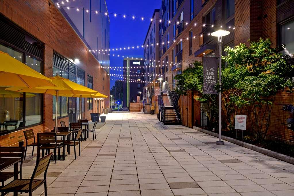 Home2 Suites By Hilton Boston South Bay Экстерьер фото