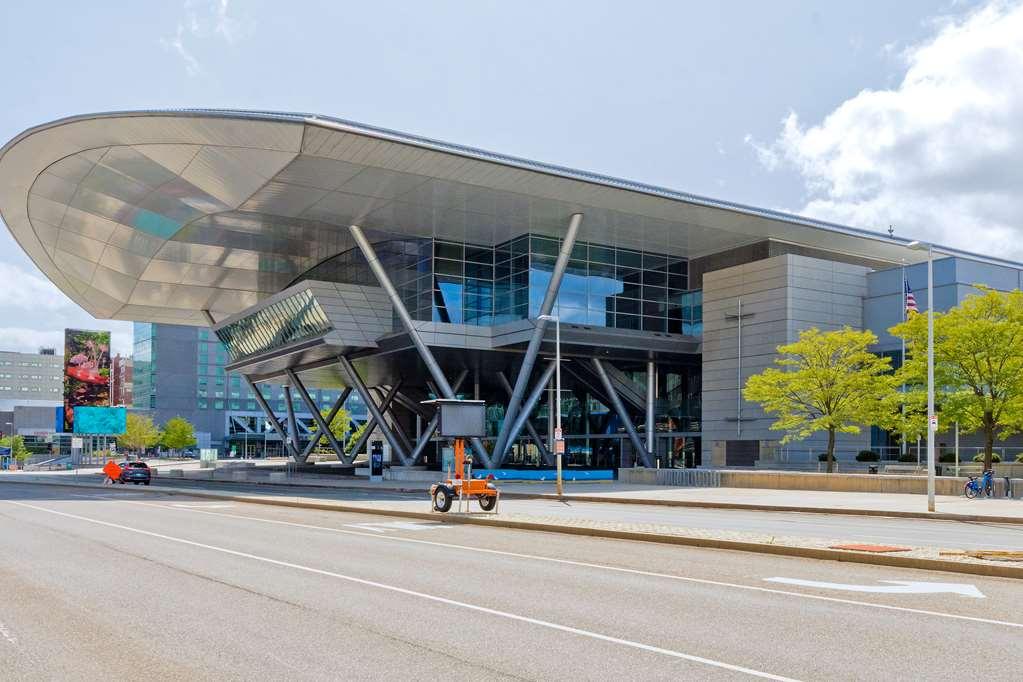 Home2 Suites By Hilton Boston South Bay Экстерьер фото