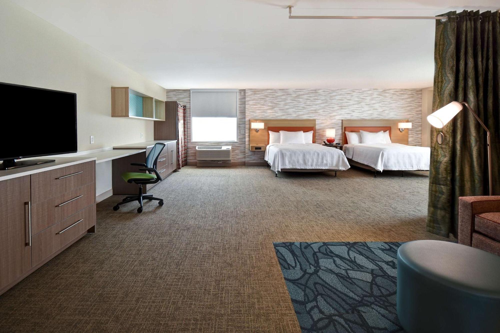 Home2 Suites By Hilton Boston South Bay Экстерьер фото