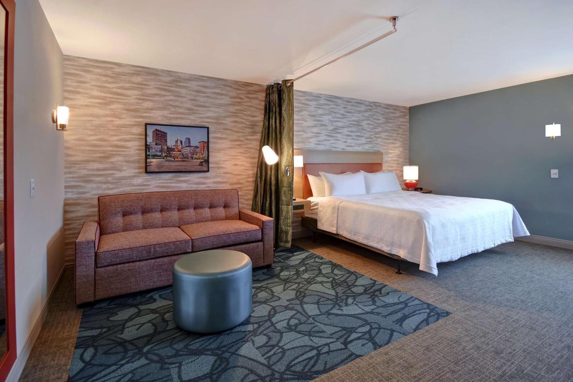 Home2 Suites By Hilton Boston South Bay Экстерьер фото